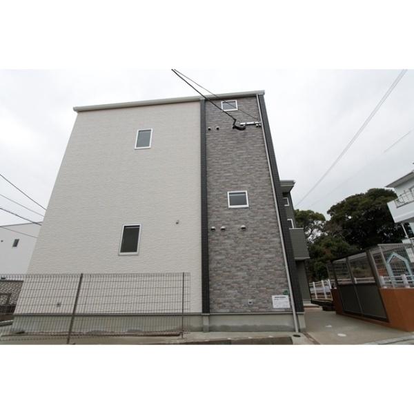 福岡市東区香椎駅東２丁目のアパート