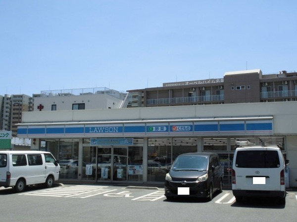 前田正蔵事務所(ローソン福岡名島三丁目店)