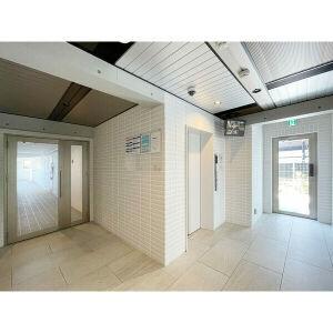 アールズプレイス福岡香椎駅前