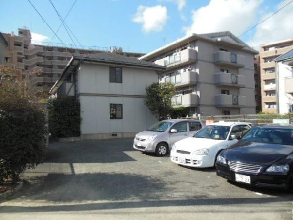 福岡市東区香椎２丁目のアパート