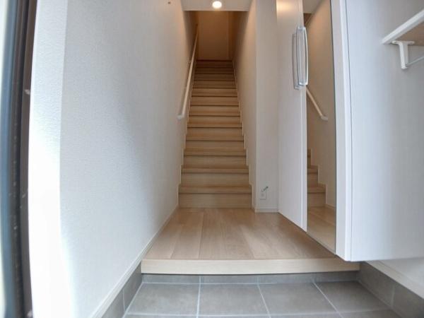 福岡市東区香椎３丁目のアパート