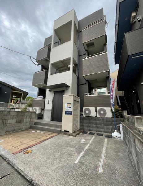 福岡市東区香椎１丁目のアパート