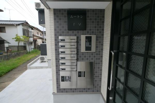 福岡市東区名島３丁目のアパート