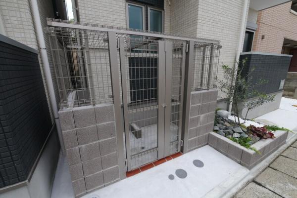 福岡市東区名島３丁目のアパート