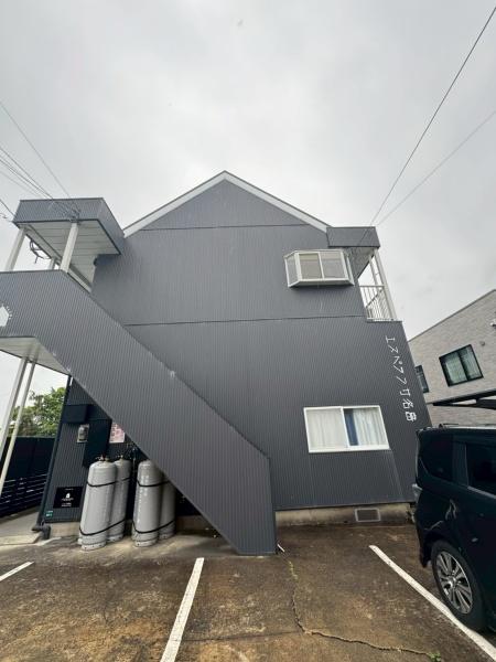 福岡市東区名島４丁目のアパート