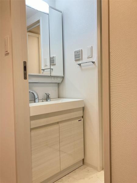 福岡市東区名島２丁目のマンション