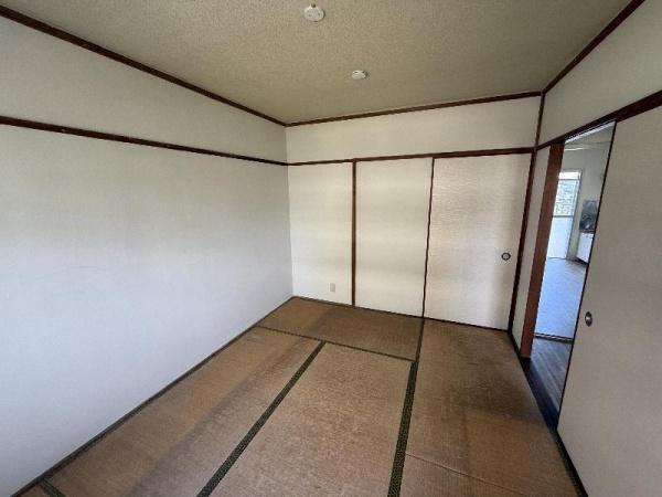 福岡市東区舞松原４丁目のアパート