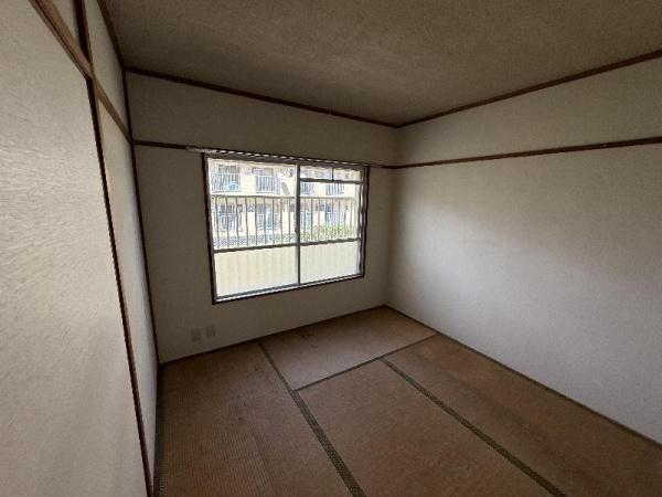 福岡市東区舞松原４丁目のアパート