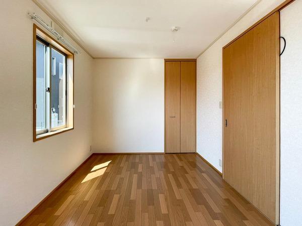 福岡市東区名島４丁目のアパート