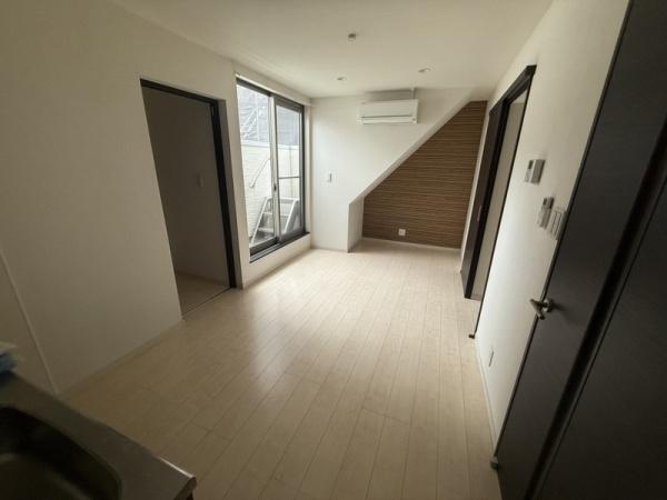 福岡市東区松崎４丁目のアパート