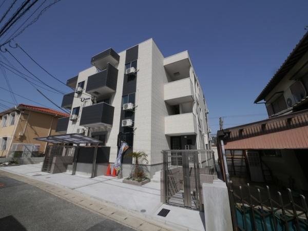 福岡市東区和白4丁目のアパート
