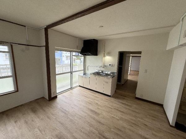 福岡市東区舞松原４丁目のアパート