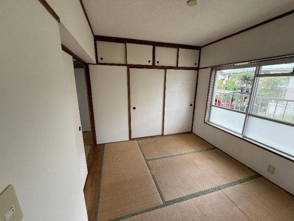 福岡市東区舞松原４丁目のアパート