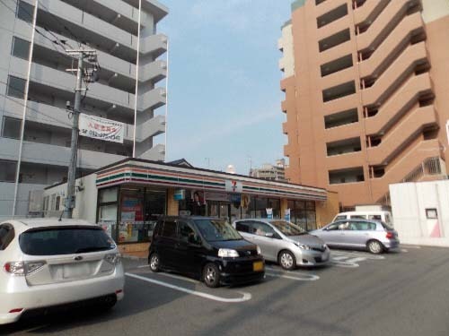 ネオポリス大橋(セブンイレブン福岡大橋2丁目店)