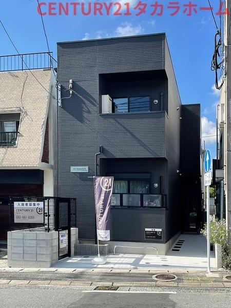 コーラルヒルズ