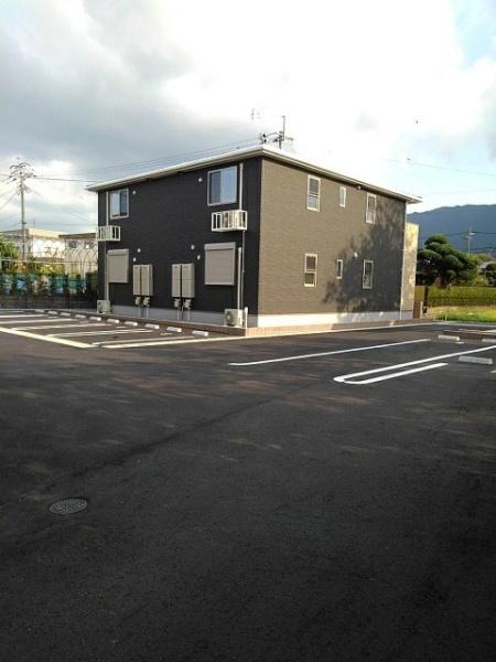 ビクトリア　リアン　B棟