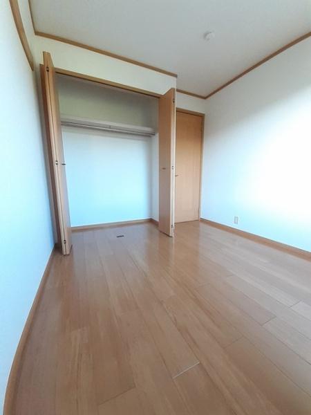 リーブメゾンY.A(洋室)