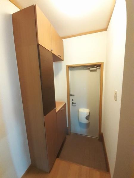 リーブメゾンY.A(玄関)