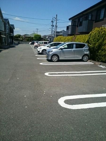 キングスコートB