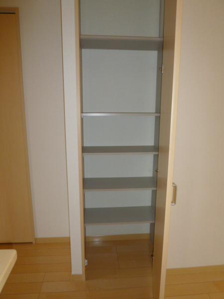 シャーメゾン小森野　B棟