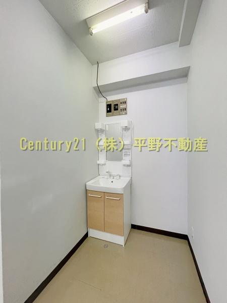 大手町ビル