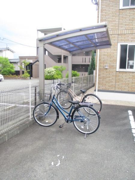 ファルコン久留米高校駅前
