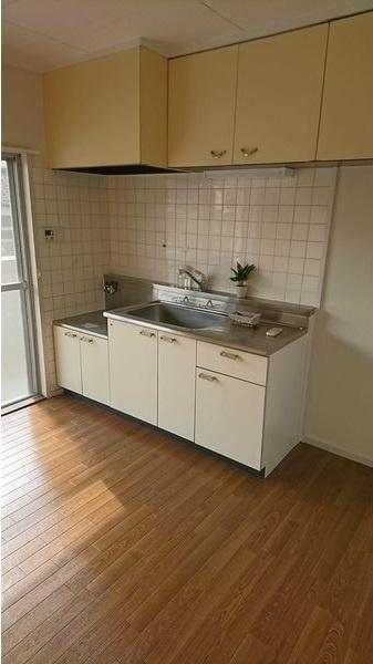 ビュークレスト高良内