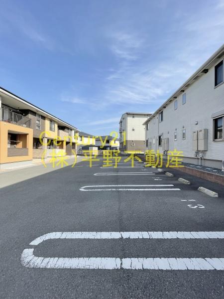 ベレット・フィグ(駐車場)