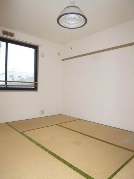 サンビレッジ梅満　Ｃ棟