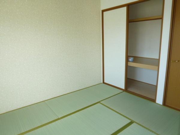 サンジェイド　C棟