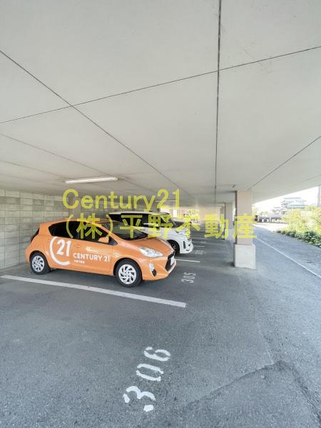 コーポベルヴュー(駐車場)