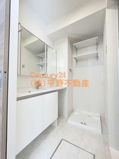 D-roomM.K.