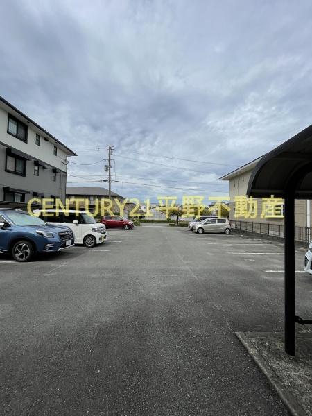 バティール西小森野　C棟
