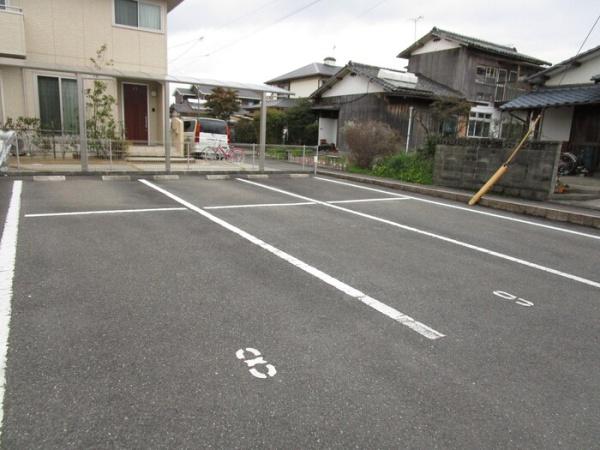 カーサ　マローン　A棟