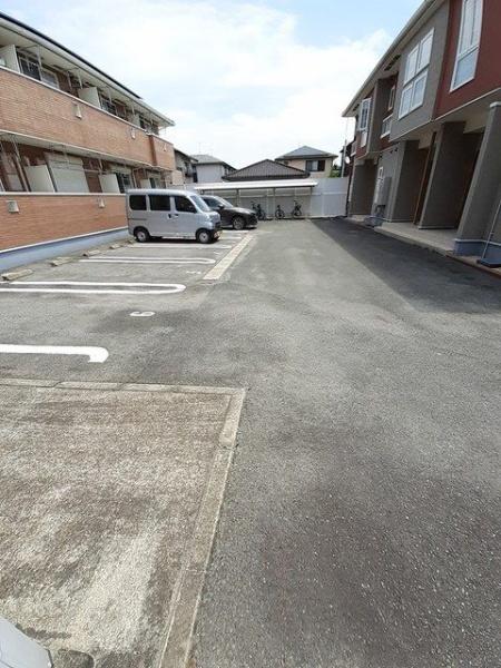 カーサ中村　B棟