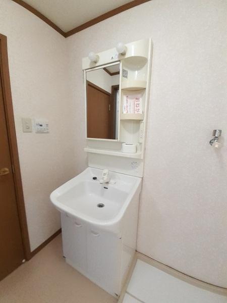 テイクアレスト・J