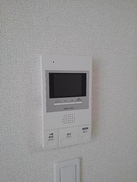 クレメントウエストクルメ