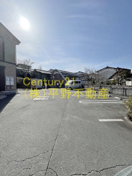 フォレストヒルズ2号館