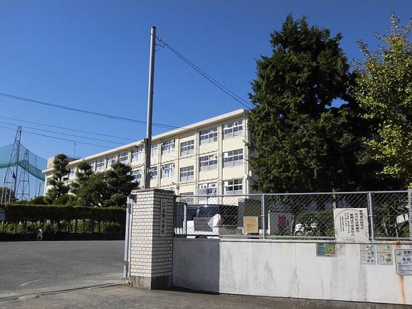 メゾン　ド　カラン(久留米市立鳥飼小学校)