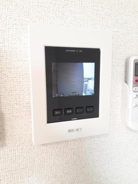 マロード　C棟