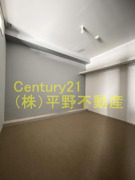 R-BLDG2