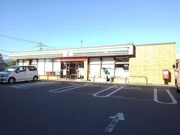 パシフィック長門石(セブンイレブン久留米長門石店)