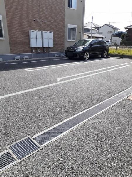 グレイシャス高尾　C棟