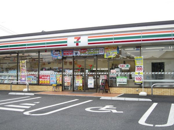 メープルタウン　Ａ棟(セブンイレブン久留米高良内店)