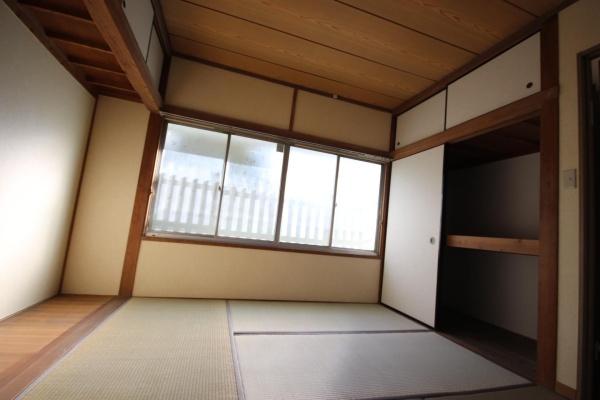 東櫛原貸家