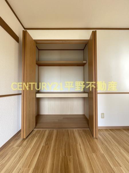 ビイラ・ファイン B棟(収納)