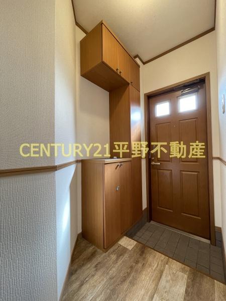 ビイラ・ファイン B棟(玄関)