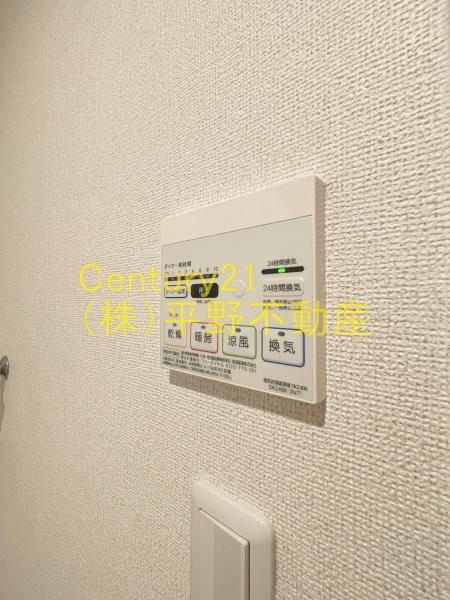 ストロベリー　フィールズ　B棟