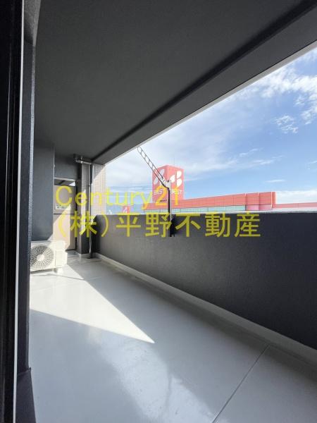 R-BLDG03