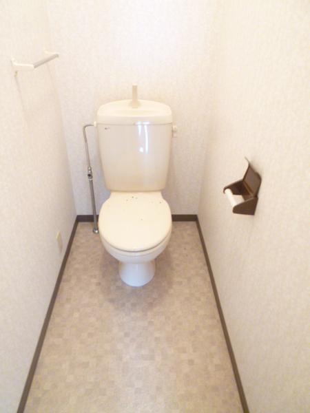 ハミングタウン合川　D棟
